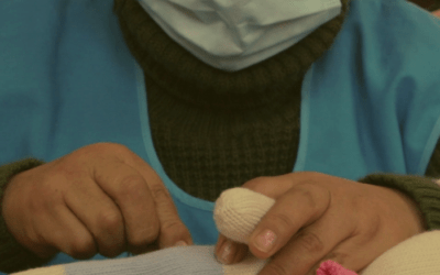 Made by Peruvian artisans women: Beautiful hand-knit dolls for babies